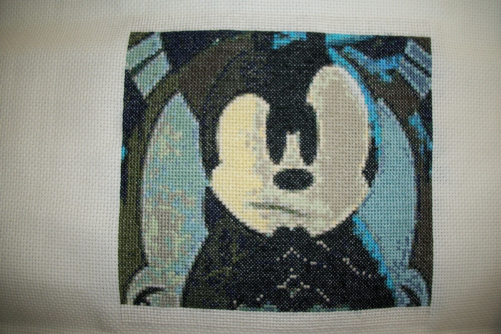 Epic Mickey-1.jpg