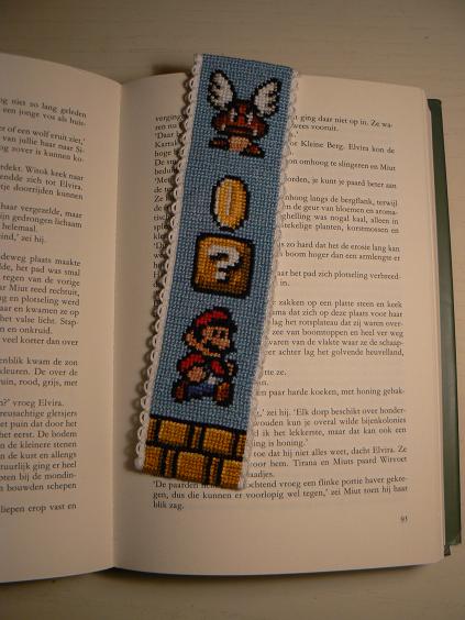 Bookmark Mario.JPG