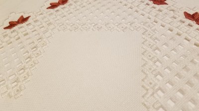 hardanger runner WIP 2 closeup2.jpg