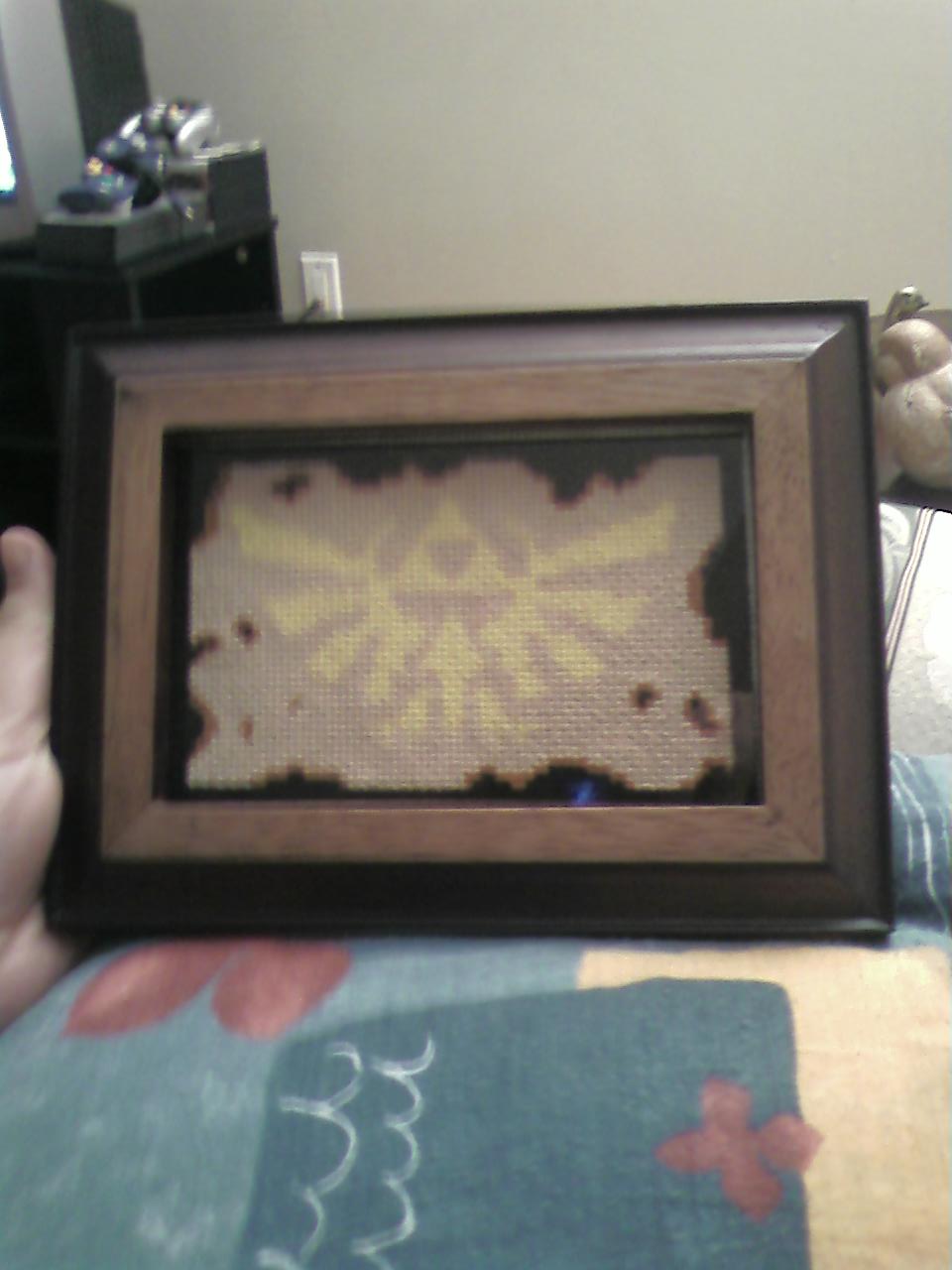 Hyrulian Scroll stitch that I just finished.  I've previously posted a pattern here http://www.spritestitch.com/forum/viewtopic.php?f=3&amp;t=1506