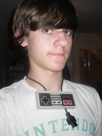 me :D little less nerdier than the other picture :L