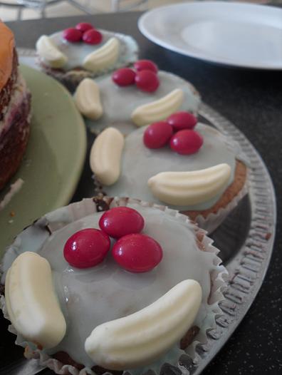 surrounding metroid.jpg