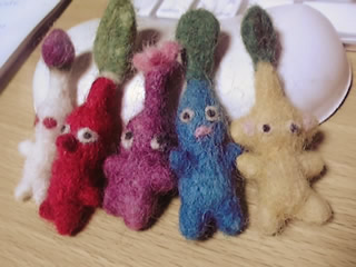 PIKMIN - wool felt needles.