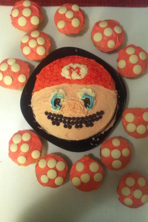 mario cake.jpg
